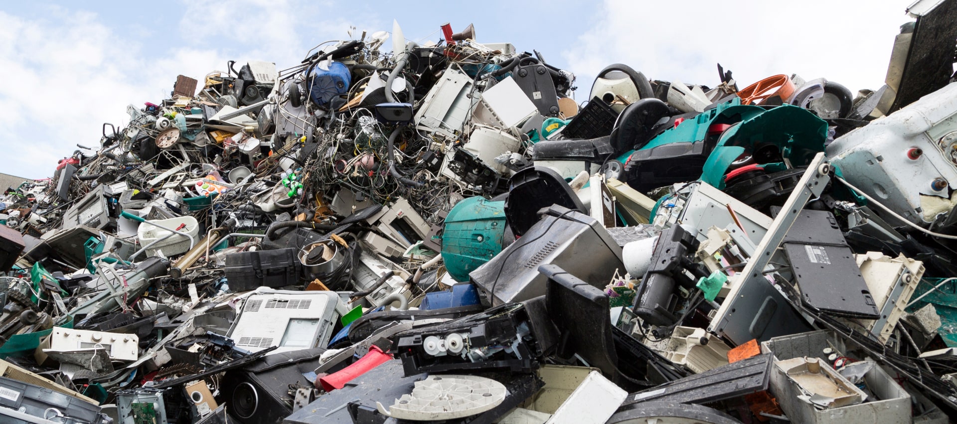 Data destruction (storage devices)