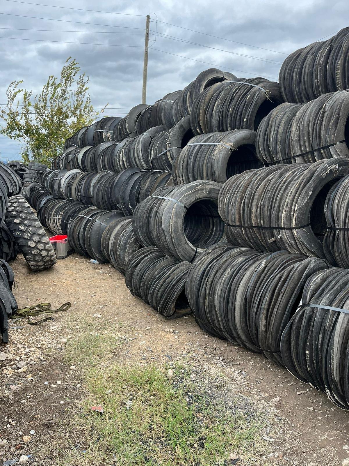 End-of-life tyre scrap collection & shredding liaison